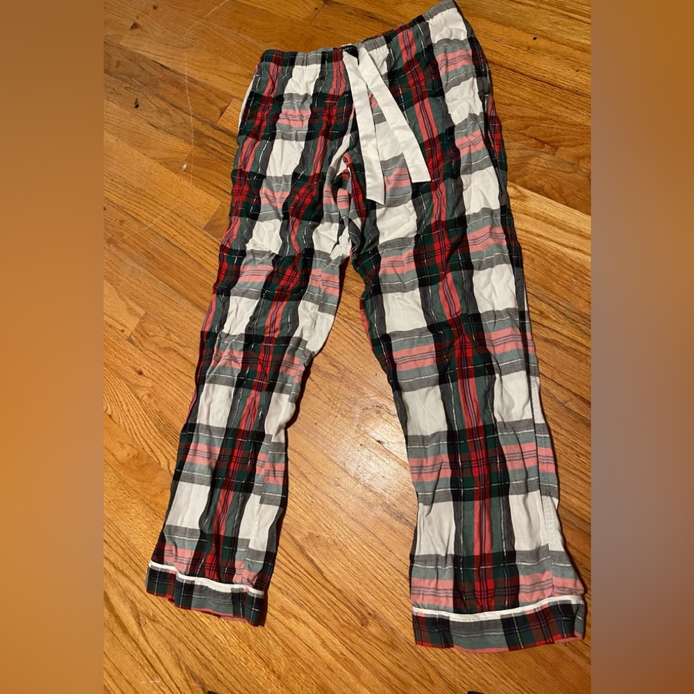 Victoria Secret holiday color pajama pants!